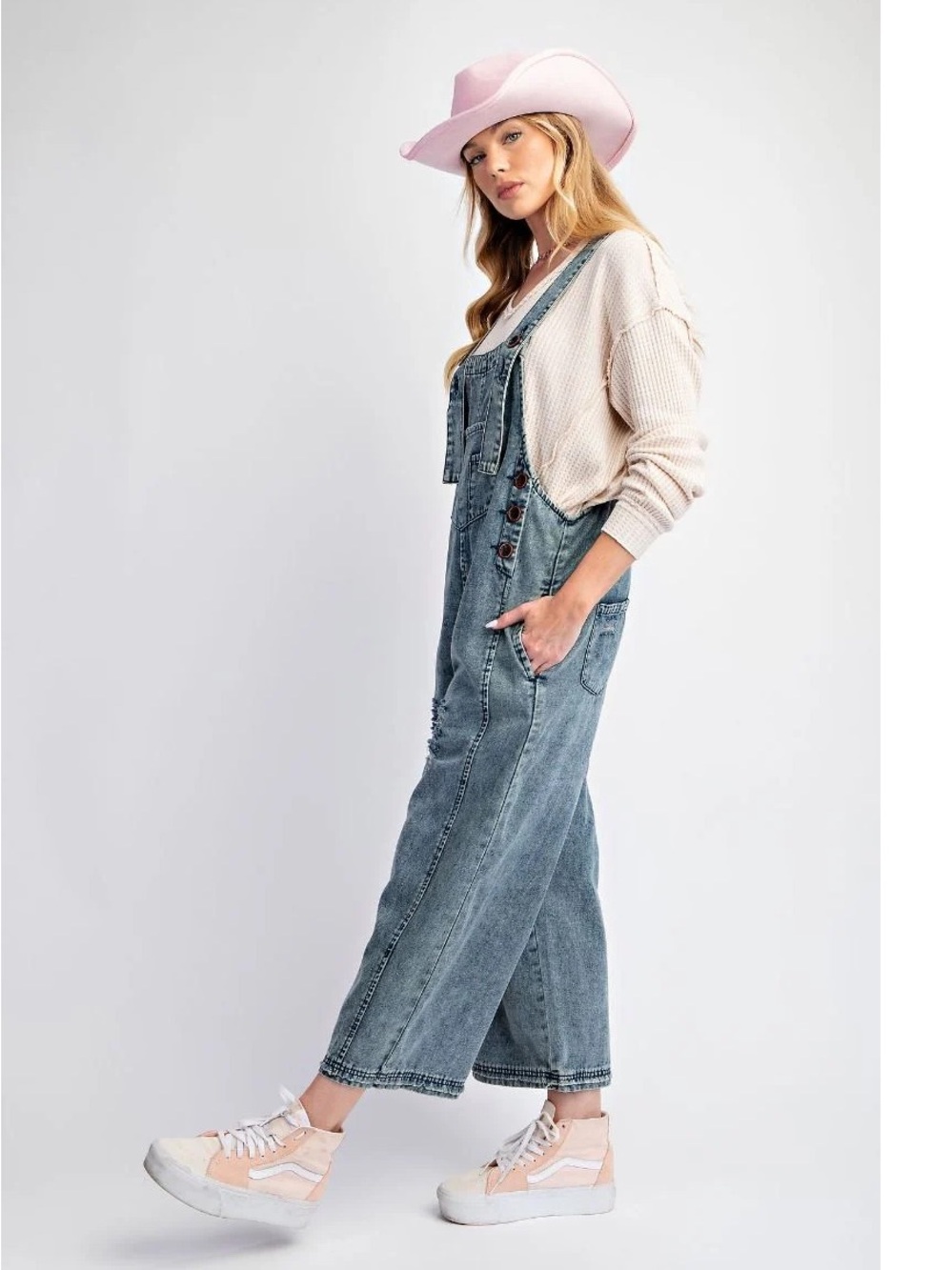 NWT: Easel Distressed Oversized Denim Cropped Wide Leg Jumper Overalls• Small - Picture 2 of 7